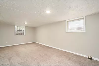 126 Bennington Road, Akron, OH 44313 - Photo 20