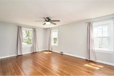 126 Bennington Road, Akron, OH 44313 - Photo 18