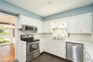 126 Bennington Rd, Akron, OH 44313 - Photo 14