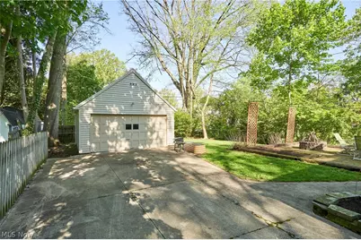 126 Bennington Road, Akron, OH 44313 - Photo 22