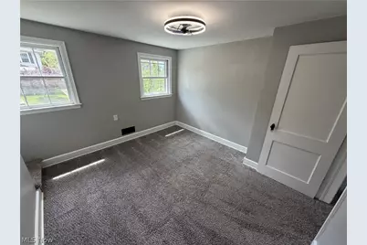 457 Taylor Street, Zanesville, OH 43701 - Photo 14