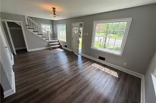 457 Taylor St, Zanesville, OH 43701 - Photo 8