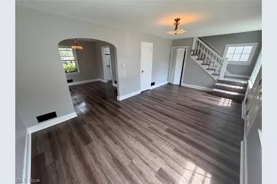 457 Taylor Street, Zanesville, OH 43701 - Photo 6