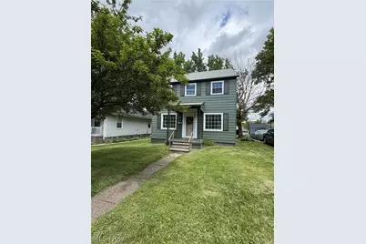 457 Taylor Street, Zanesville, OH 43701 - Photo 2
