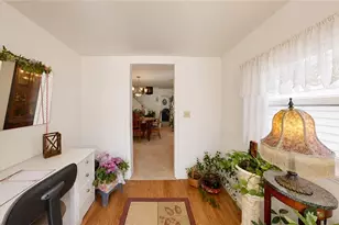 596 Mill St, Conneaut, OH 44030 - Photo 2