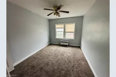 15610 Van Aken Boulevard #4, Huber Heights, OH 44120 - Photo 6