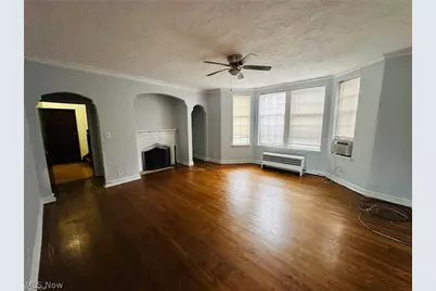 15610 Van Aken Boulevard #4, Huber Heights, OH 44120 - Photo 2
