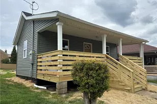 1021 Clay St, Zanesville, OH 43701 - Photo 2