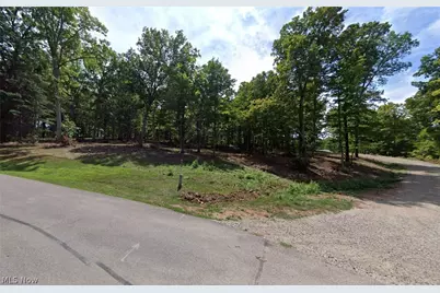 204 Oakridge Drive, Gallipolis, OH 45631 - Photo 2