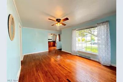 482 E 329th Street, Willowick, OH 44095 - Photo 20