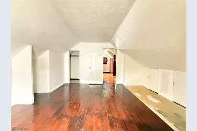 482 E 329th Street, Willowick, OH 44095 - Photo 36