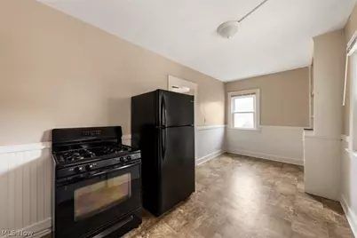 1235 Donald Avenue #Upper North, Oakwood, OH 44107 - Photo 12