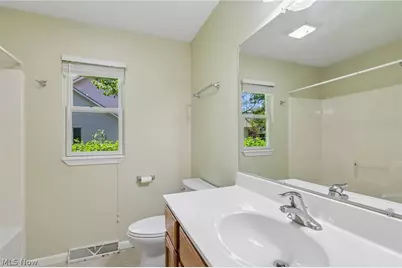 4377 Stonegate Drive, Ashtabula, OH 44004 - Photo 22