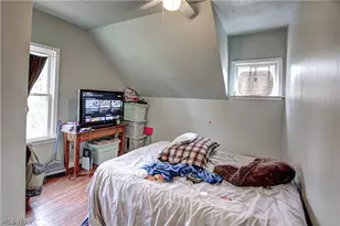 635 E 115th St, Loveland, OH 44108 - Photo 22