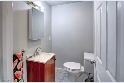 635 E 115th Street, Loveland, OH 44108 - Photo 8