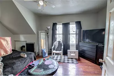635 E 115th Street, Loveland, OH 44108 - Photo 18