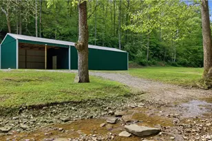 1047 Drift Frk Rd, Elizabeth, WV 26143 - Photo 4
