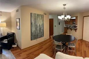 4056 St Andrews Ct, Canfield, OH 44406 - Photo 6
