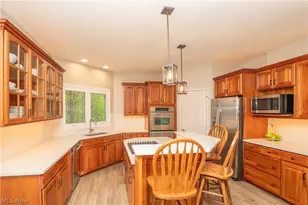 6385 Sylvian St NW, North Canton, OH 44720 - Photo 16