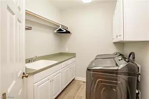 6385 Sylvian St NW, North Canton, OH 44720 - Photo 32