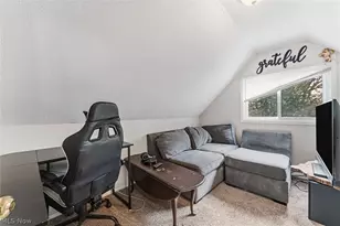 4289 W 229th St, Fairview Park, OH 44126 - Photo 12
