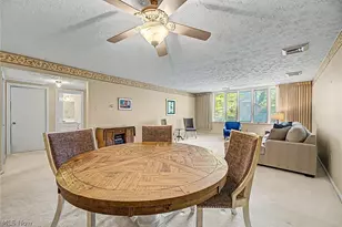 924 Memorial Pkwy, Akron, OH 44303 - Photo 10