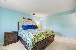 924 Memorial Pkwy, Akron, OH 44303 - Photo 18