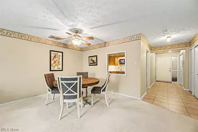 924 Memorial Parkway #207, Akron, OH 44303 - Photo 2