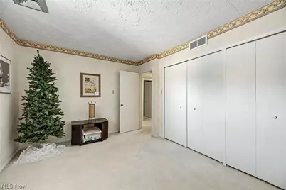 924 Memorial Parkway #207, Akron, OH 44303 - Photo 14