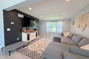 3052 Kerr Dr SE, New Philadelphia, OH 44663 - Photo 6