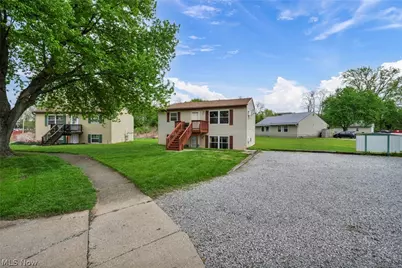 1529 Benjamin Court, Kent, OH 44240 - Photo 2