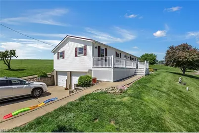 7400 Sweetheart Drive, Zanesville, OH 43701 - Photo 4