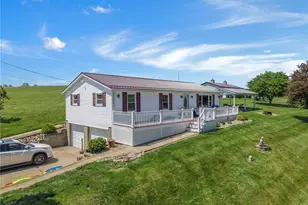 7400 Sweetheart Dr, Zanesville, OH 43701 - Photo 2
