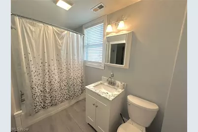 427 Columbia Avenue, Williamstown, WV 26187 - Photo 20