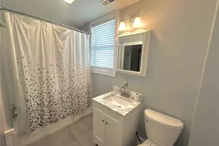 427 Columbia Ave, Williamstown, WV 26187 - Photo 20