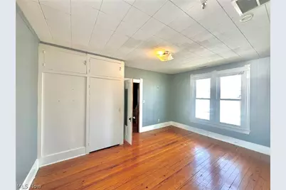 427 Columbia Avenue, Williamstown, WV 26187 - Photo 26