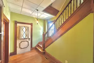 427 Columbia Ave, Williamstown, WV 26187 - Photo 6