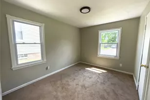11825 Avon Ave, Loveland, OH 44105 - Photo 4