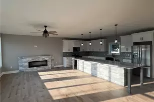 10556 E Bayshore Rd, Lakeside Marblehead, OH 43440 - Photo 4