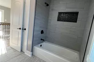 10556 E Bayshore Rd, Lakeside Marblehead, OH 43440 - Photo 12