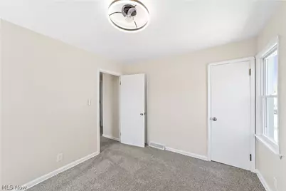 6307 Kenneth Avenue, Parma, OH 44129 - Photo 20