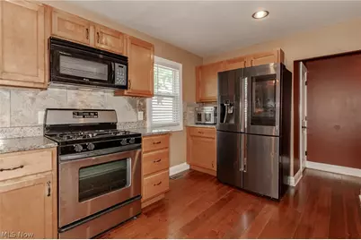9041 Maiden Lane, Mentor, OH 44060 - Photo 8