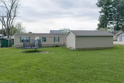 2195 James Street SE, New Philadelphia, OH 44663 - Photo 6