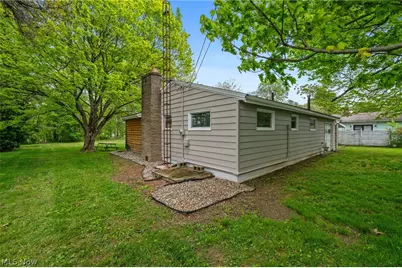 6109 Vale View Drive SW, Sherrodsville, OH 44675 - Photo 28