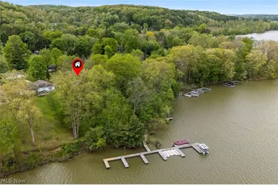 6109 Vale View Drive SW, Sherrodsville, OH 44675 - Photo 2