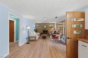 6109 Vale View Dr SW, Sherrodsville, OH 44675 - Photo 12