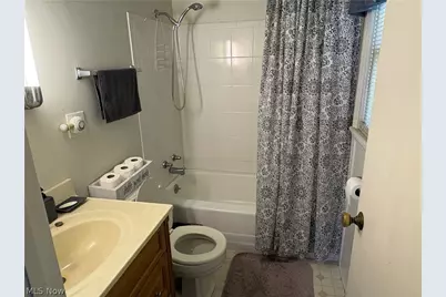 1945 Nair Street, Youngstown, OH 44505 - Photo 32