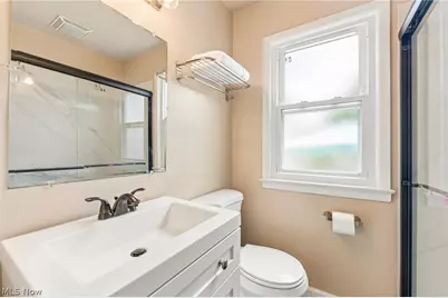 29306 Oakdale Road, Willowick, OH 44095 - Photo 12