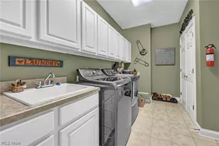 19322 Araglin Ct, Strongsville, OH 44149 - Photo 20