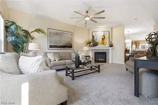 38083 Euclid Ave, Willoughby, OH 44094 - Photo 2
